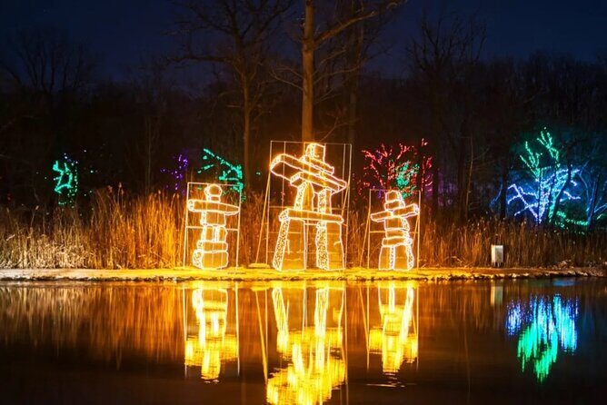 From Toronto:Winter Festival of Lights Niagara Falls Evening Tour - Hotel pickup, WiFi, and line-skips: the comfort side of value