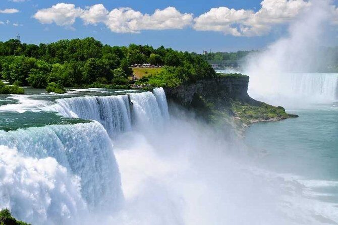 Luxury Day Trip: Niagara on the Lake, Wine & Falls from Toronto - Price and value: what you’re actually paying for