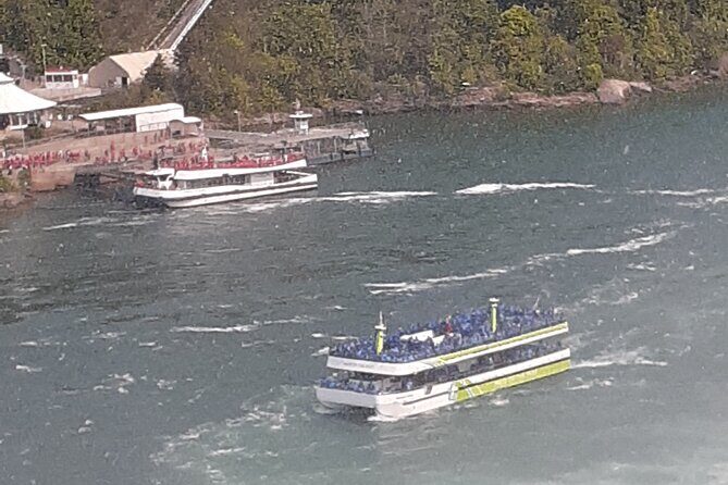 Maid of the Mist Skip the Ticket Line Tickets - The 1-Hour Maid of the Mist Boat Ride: Three Falls and a Poncho